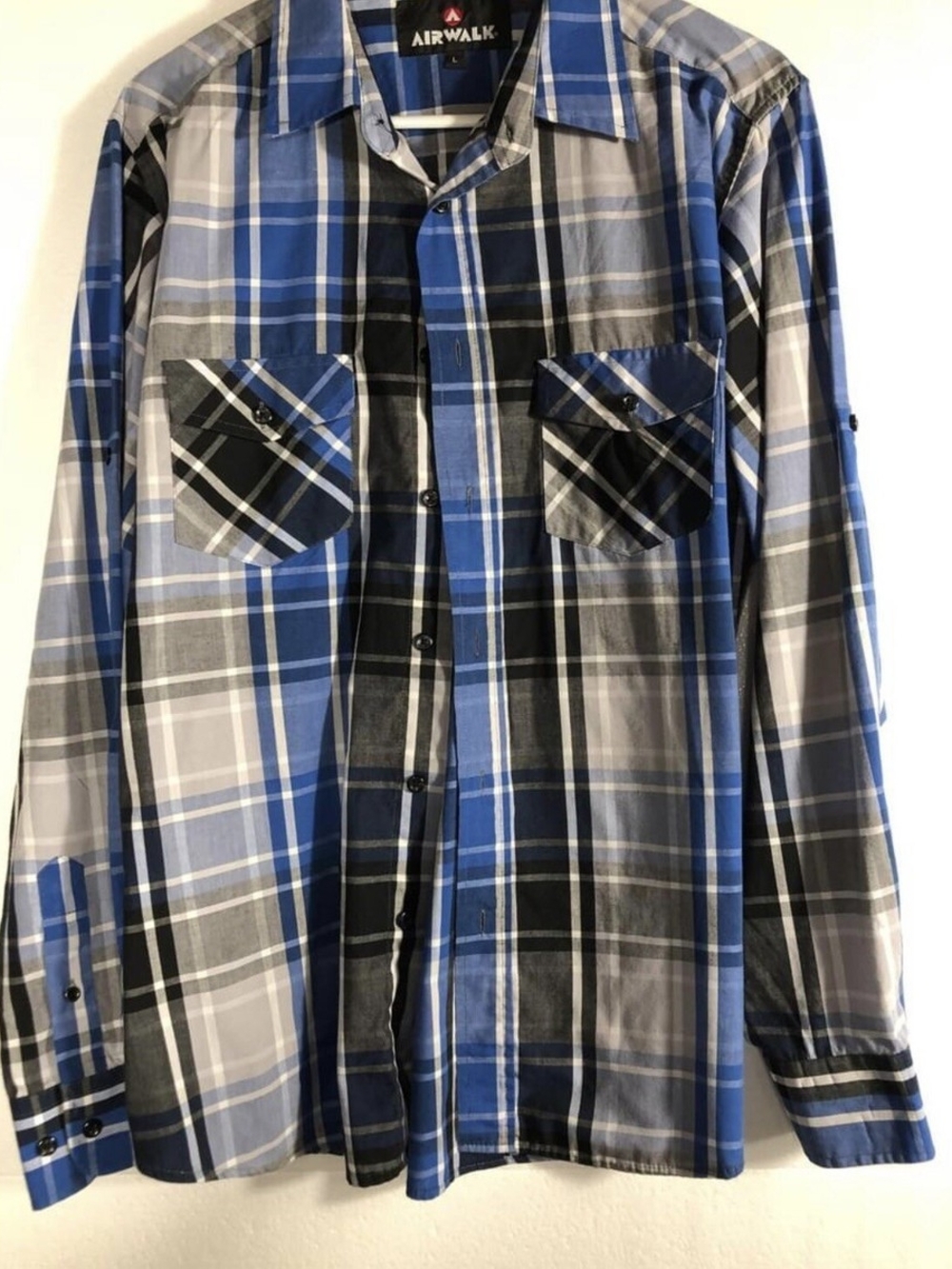 Airwalk Men’s Blue and Black Plaid Button-Up Shirt